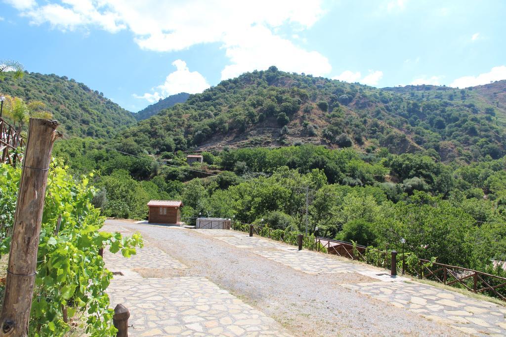 Profetina Village Motta Camastra Kültér fotó